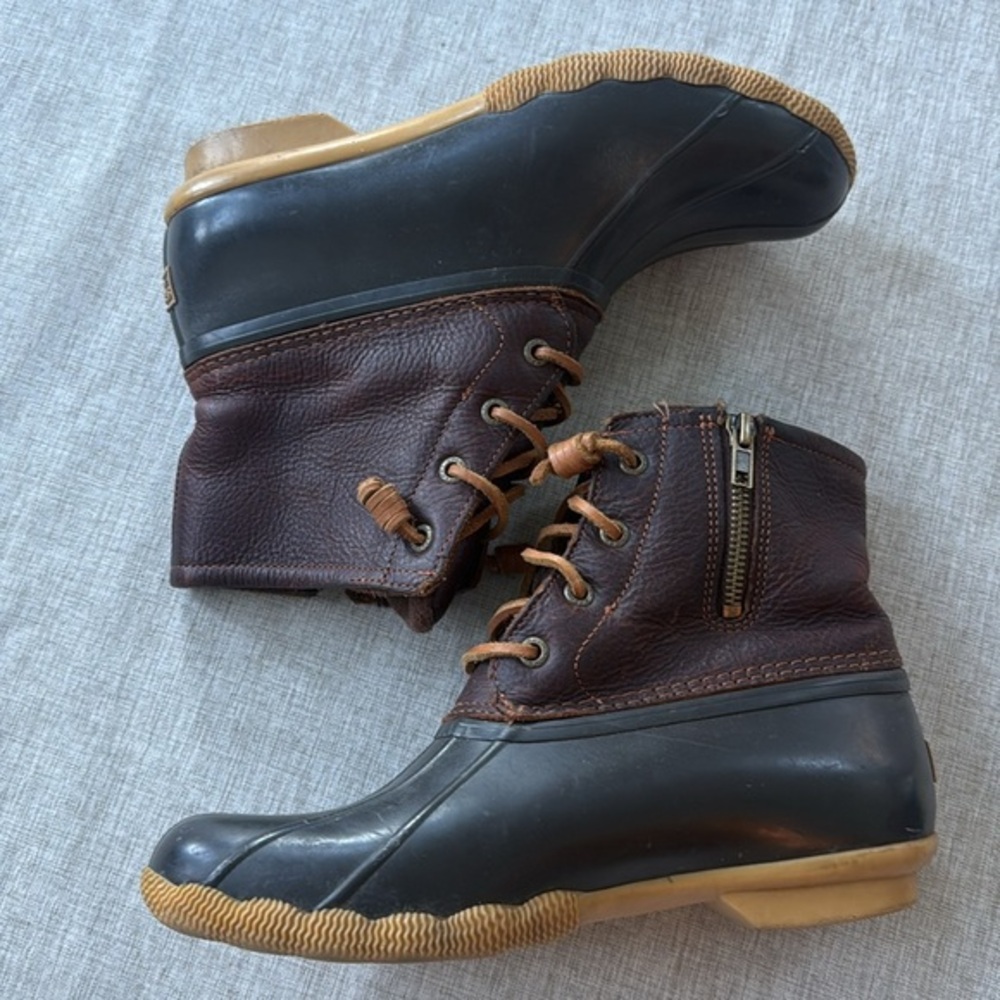 Sperry Saltwater Leather Rubber Waterproof Water Resistant Snow Rain Women’s 7.5 - Picture 2 of 11